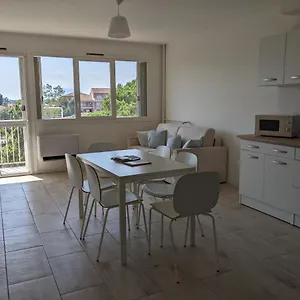 Superbe T2 Proche Des Plages Et Des Commerces Appartement